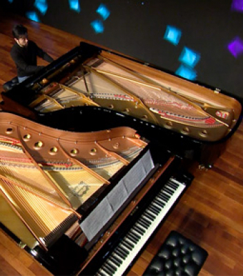 KAIST 개교 50주년 기념식 AI피아노 공연 | 남주한 교수